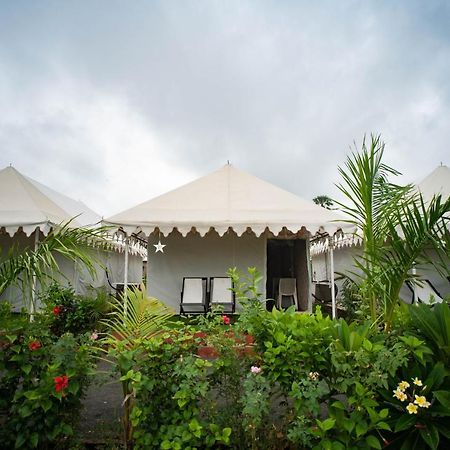Unity Holiday Tent City Kevadia Bagian luar foto