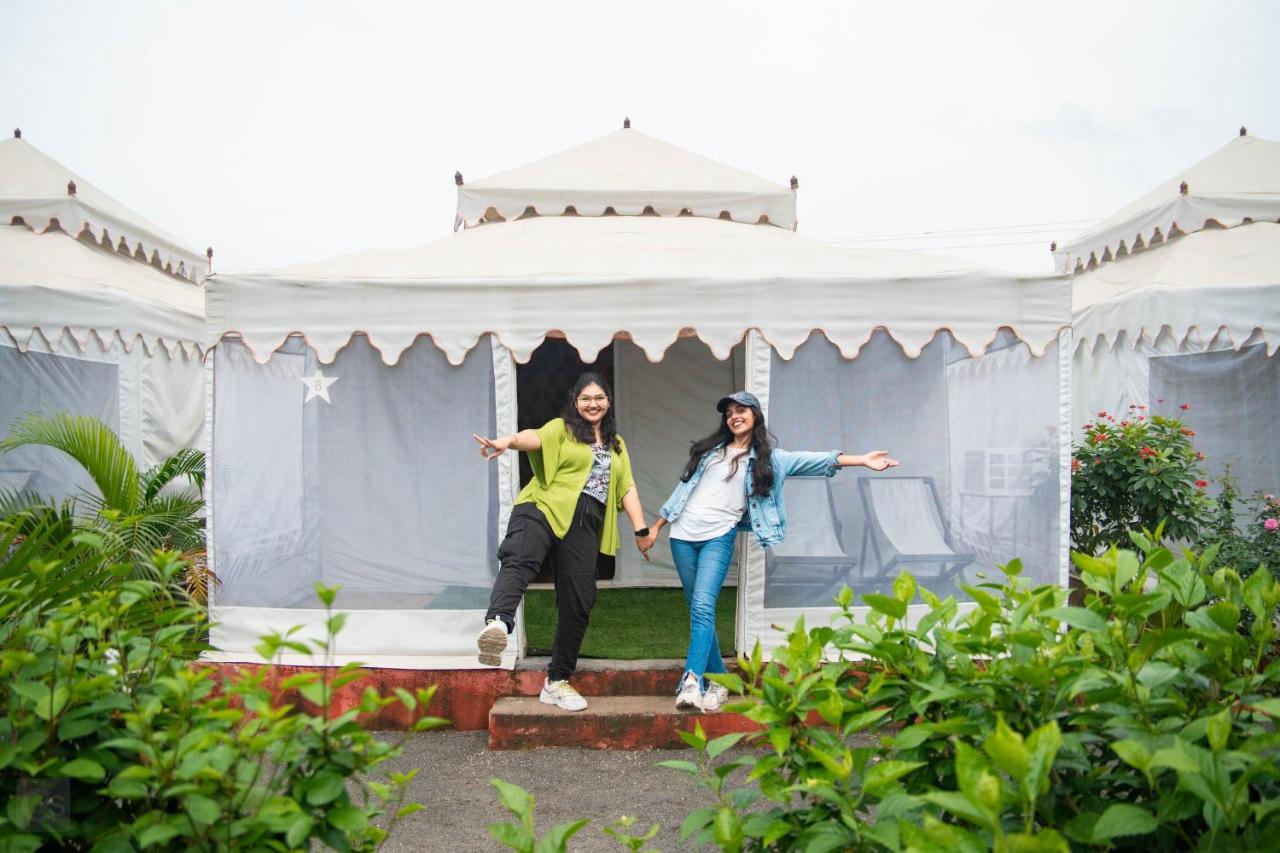 Unity Holiday Tent City Kevadia Bagian luar foto