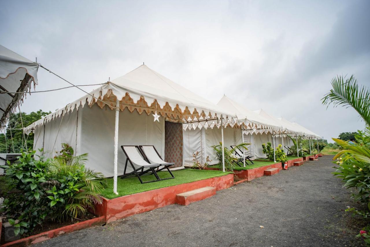 Unity Holiday Tent City Kevadia Bagian luar foto